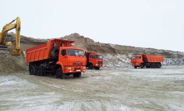 Самосвал КАМАЗ 65115
